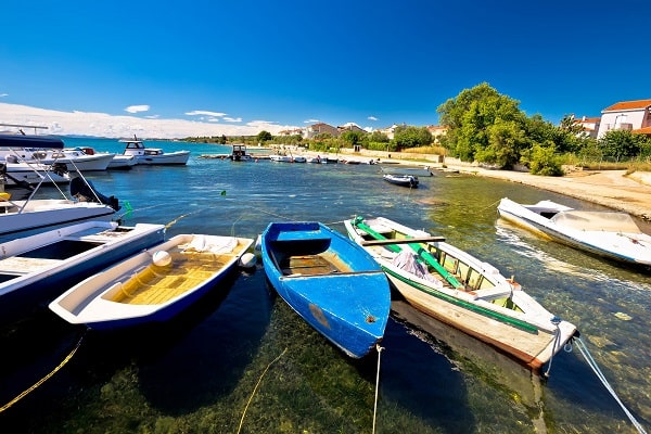 Direktni kontakt s vlasnicima smještaja Biograd